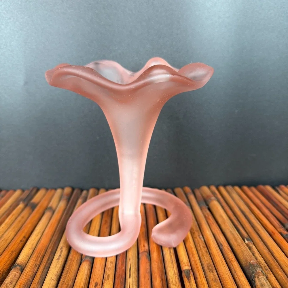 Vintage Vase Pink Art Satin Glass Ruffle Vase Loop Base Studio 6in Beauty! 2000
